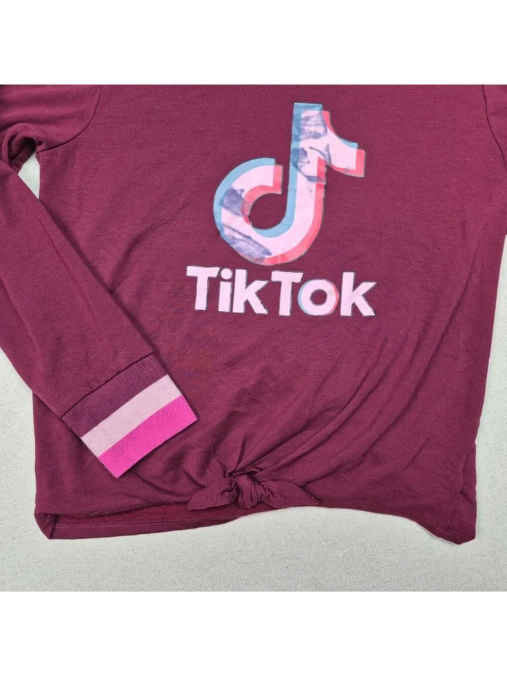 Old Navy Tik Tok Officially Licensed Merch Hooded Tie-Front Shirt Red/Pink Sz YL